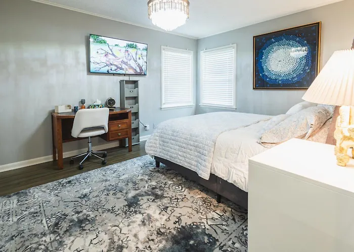 T-town Bougie - Trendy And Fun! Next To Expo Square- Sagenet Center *